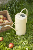 Vannkanne- gullakkert metall fra Ib Laursen