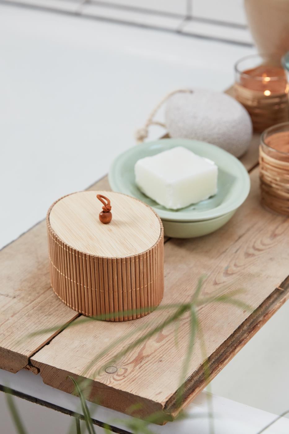 Oval eske av bambus fra Ib Laursen