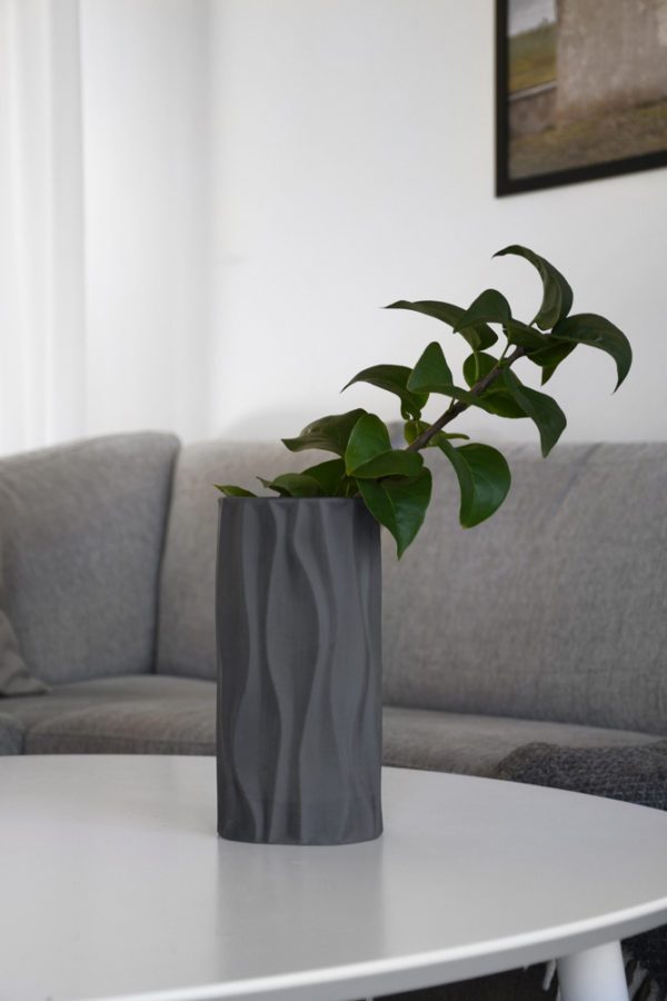 Enviken vase - mørk grå