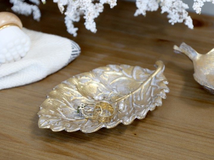 Bladformet gullskål fra Chic Antique