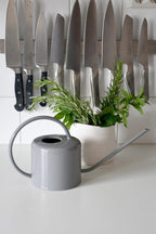 Forsby vannkanne - grå