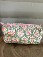 Anouska sminkeveske og toalettmappe- flere varianter