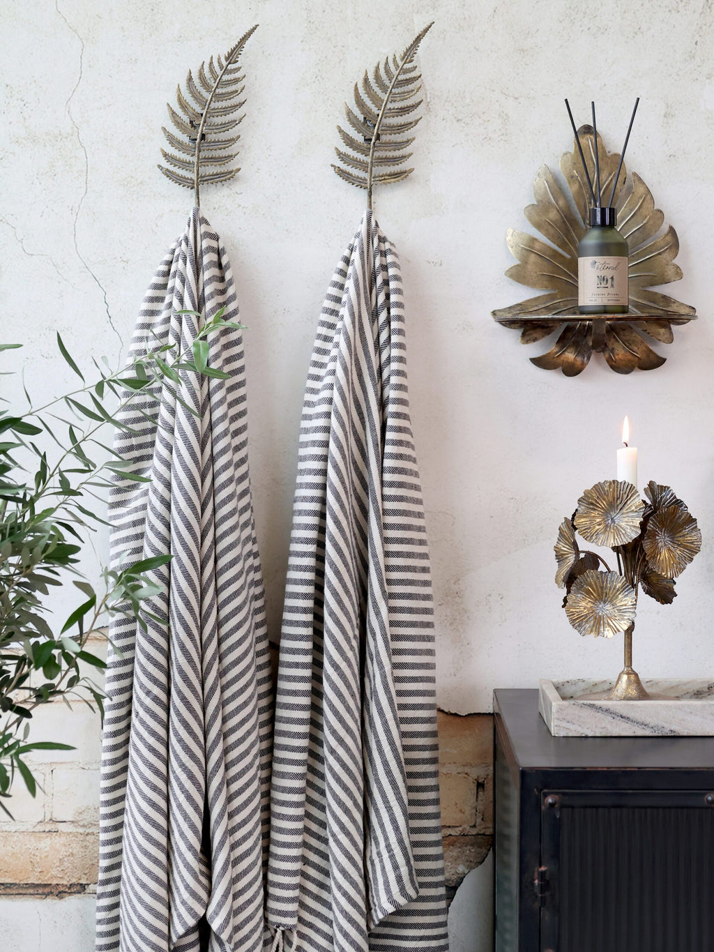 Knagg i bladform fra Chic Antique