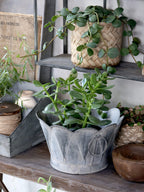 Potteskjuler i sink- to størrelser