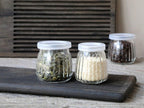 Sett med to glasskrukker med lokk fra Chic Antique