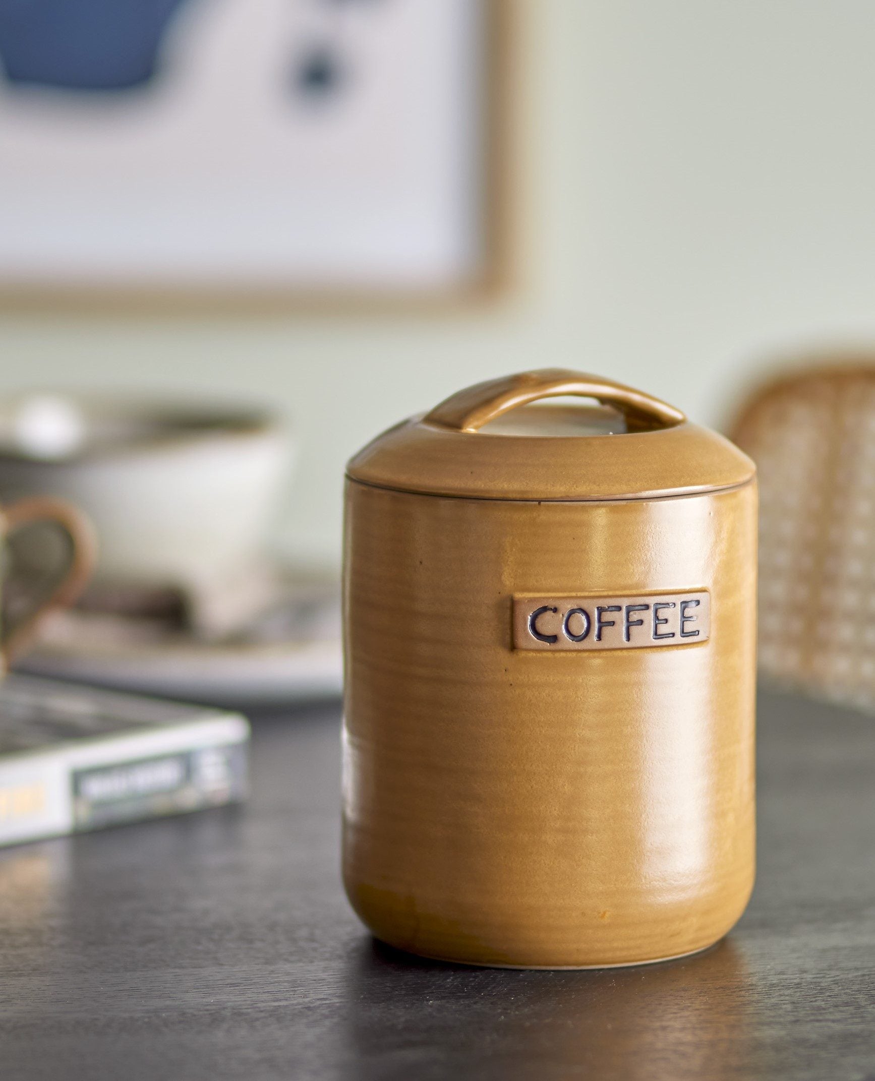 Håndlaget kaffekrukke fra Bloomingville