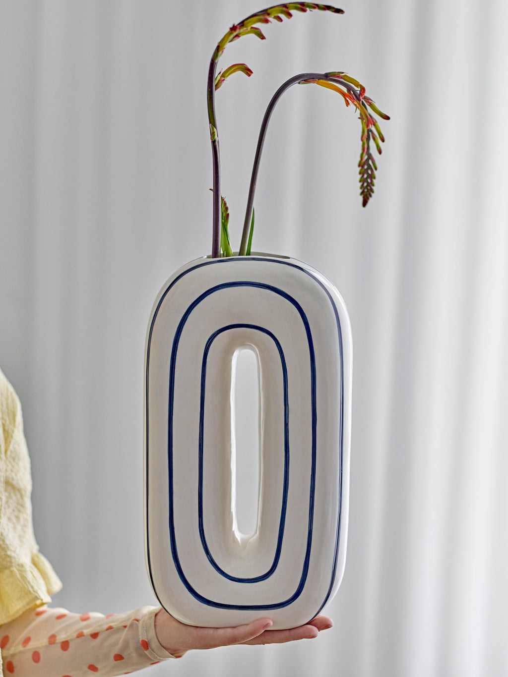 Mae vase fra Bloomingville