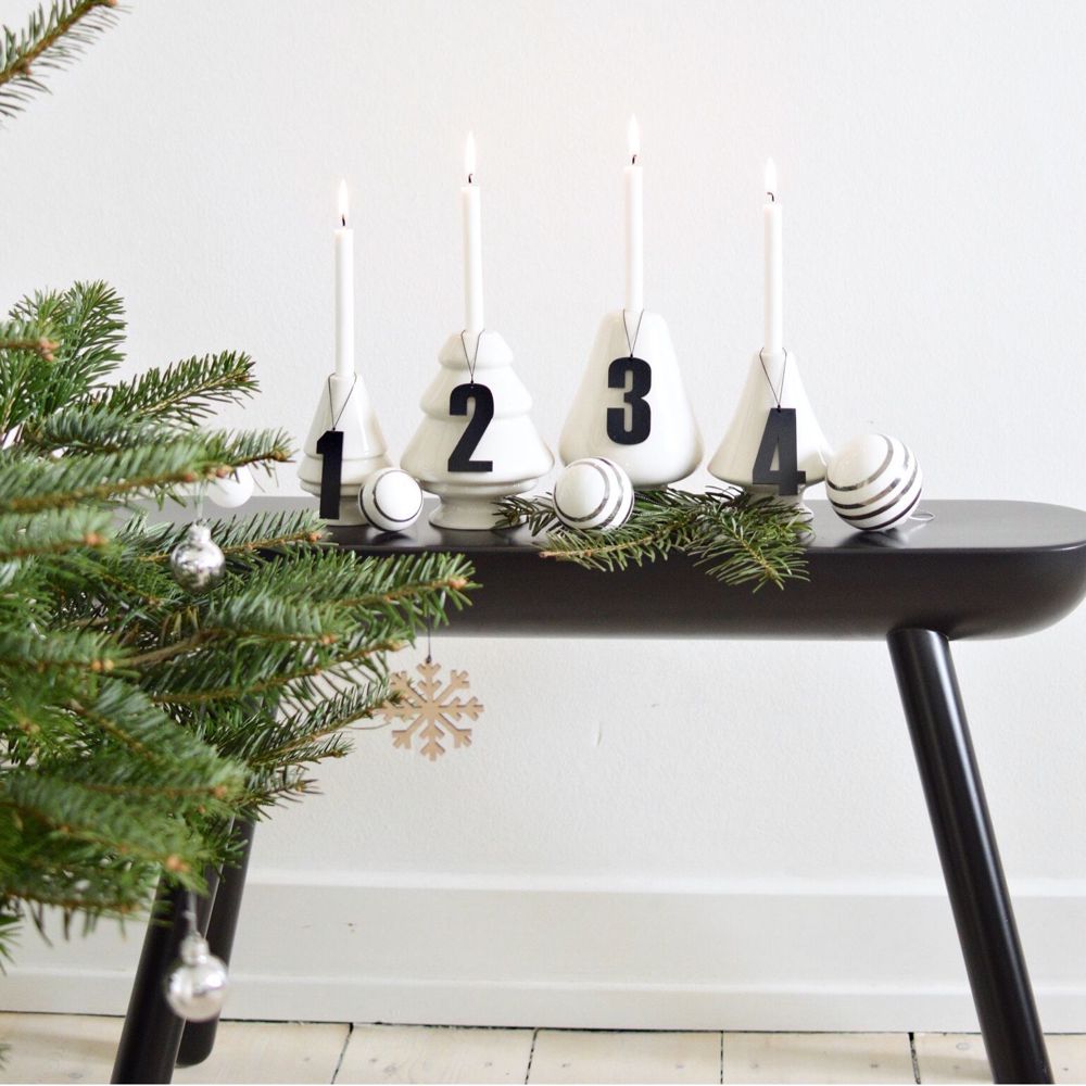 Advent-tall 1-4 hvit