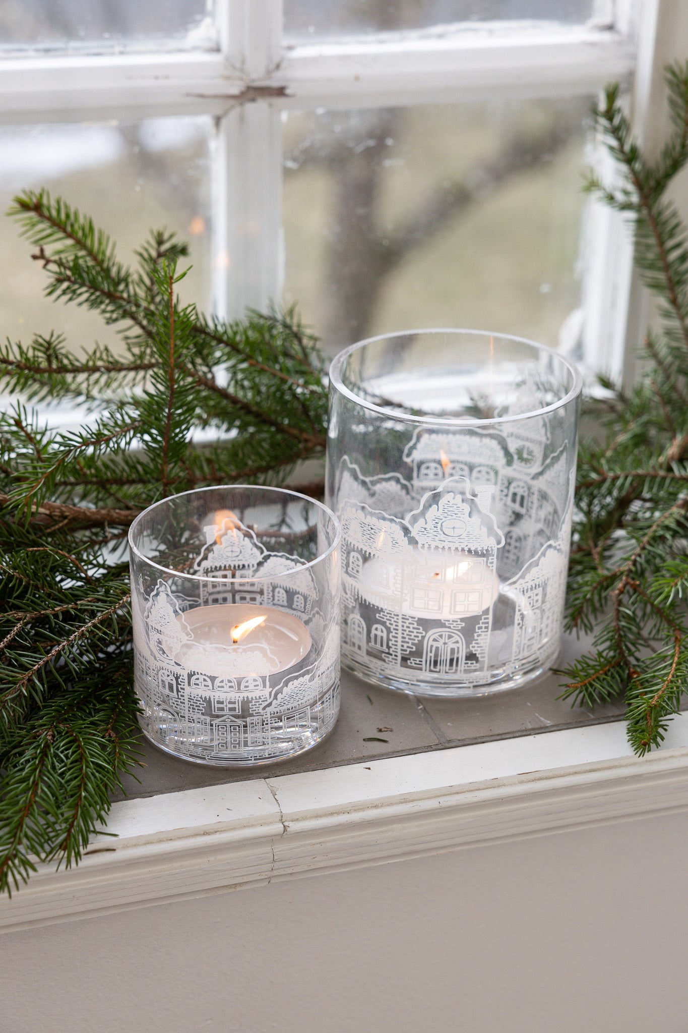 Byhult lyslykt - to størrelser