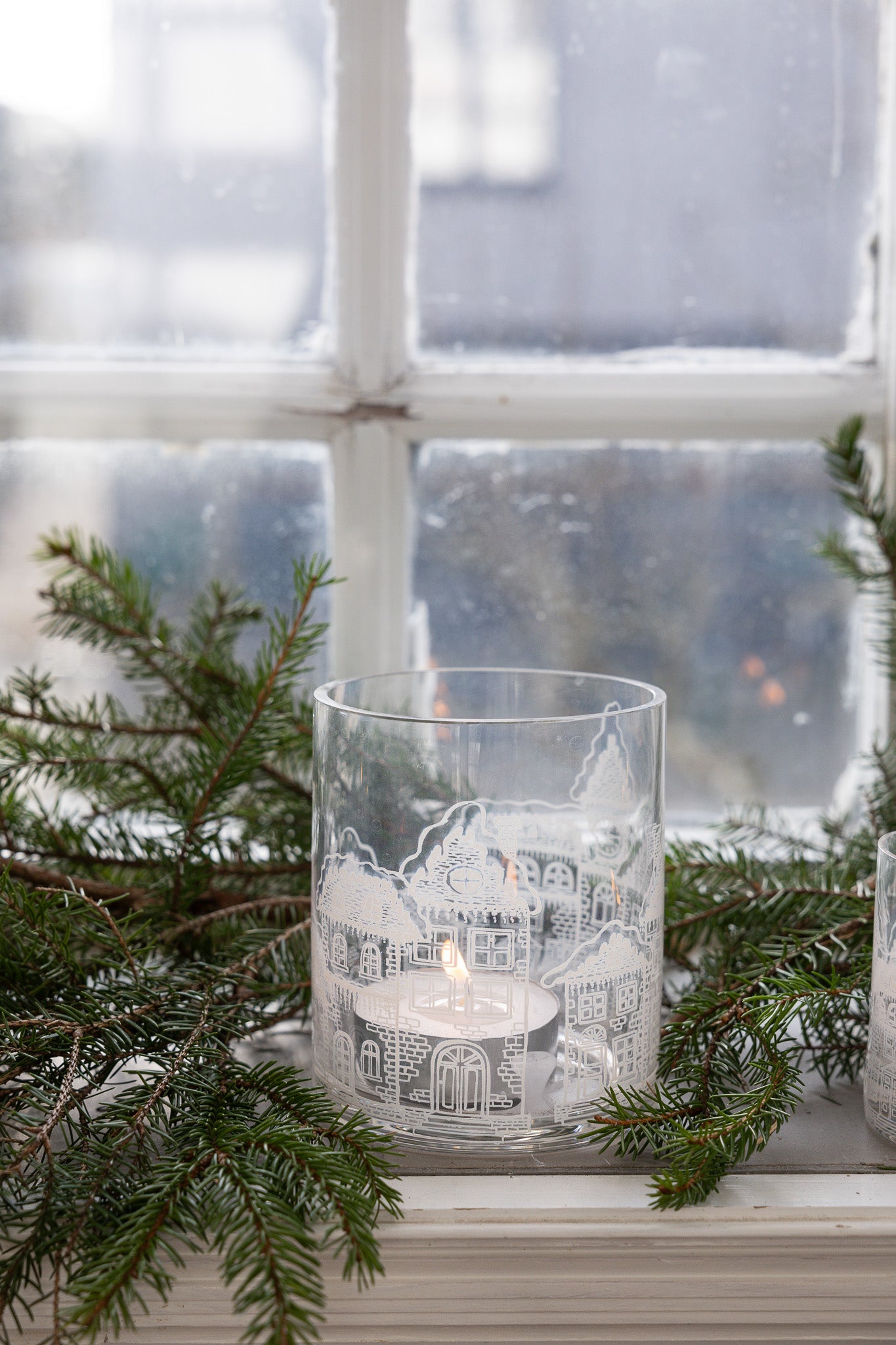 Byhult lyslykt - to størrelser