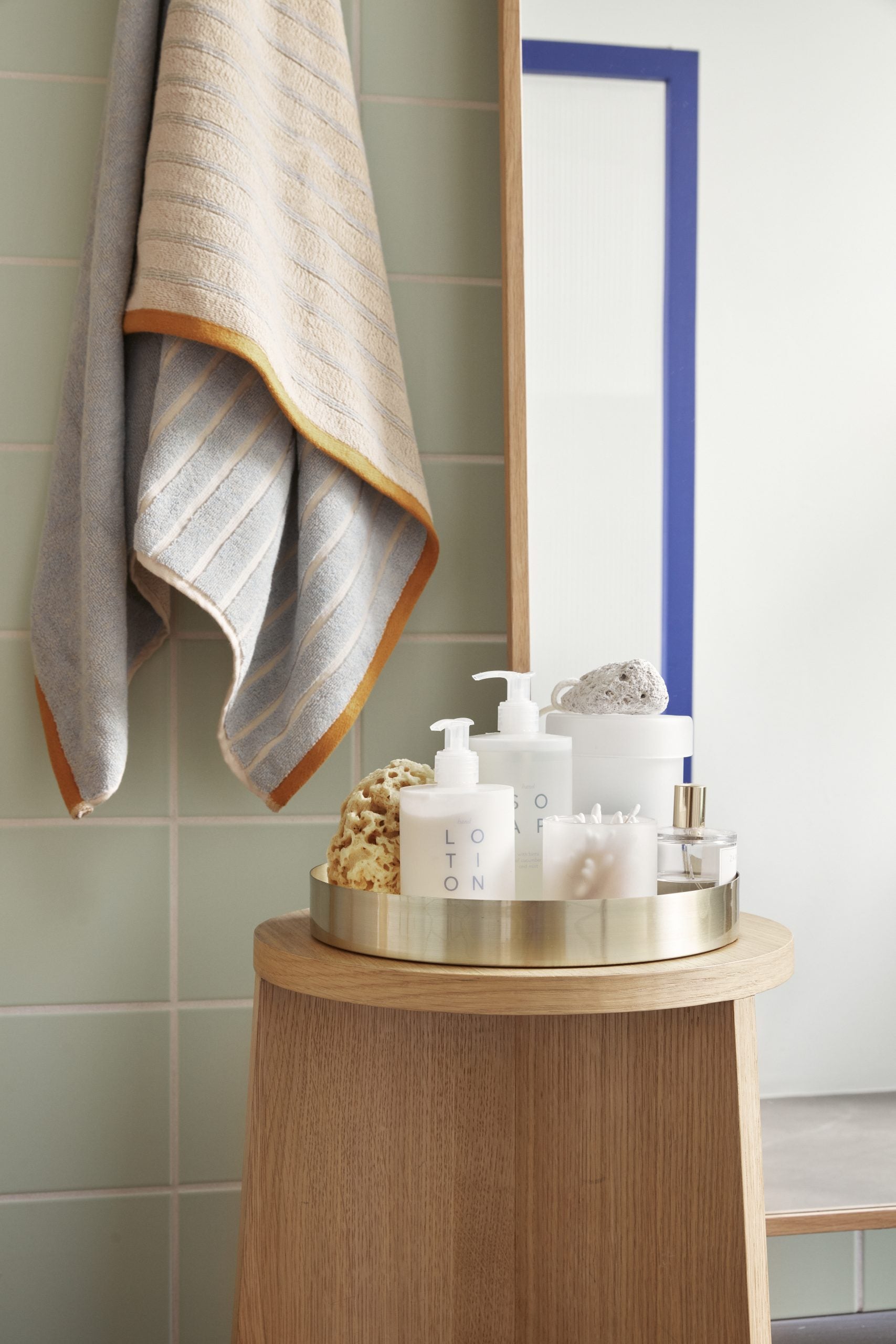 Fat i brass- tre størrelser