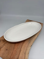 Hvitt serveringsfat- tre størrelser